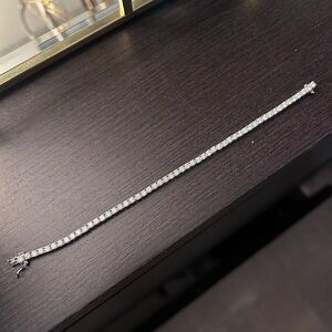 Doveggs GHI Moissanite Tennis Bracelet 6 Inches Sterling Silver